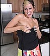 Hairy muscle girl Mommas girl Scenes from girl 6